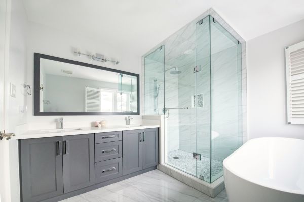 Acheter une paroi de douche : guide complet