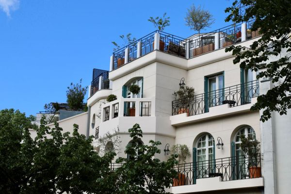 Rambarde de terrasse : un choix idéal pour sécuriser les enfants